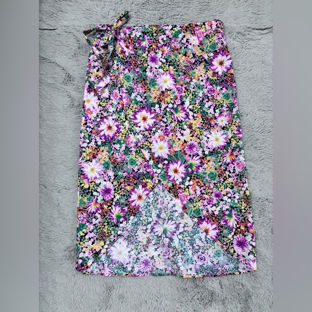 H&M Floral Midi Skirt Size XL Women’s